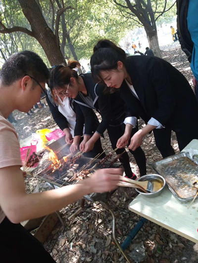 微信图片_20190424135429_副本.jpg